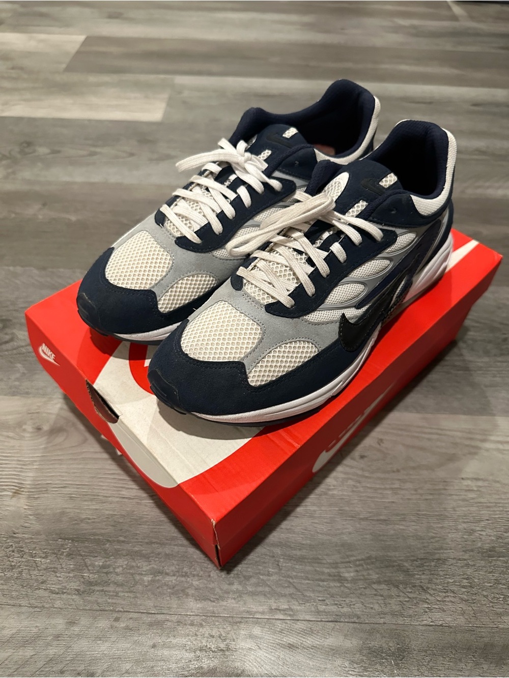 Nike Air Ghost Racer “White Midnight Navy”